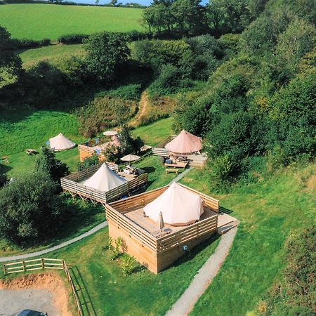 Willow Valley Glamping Bude Extérieur photo