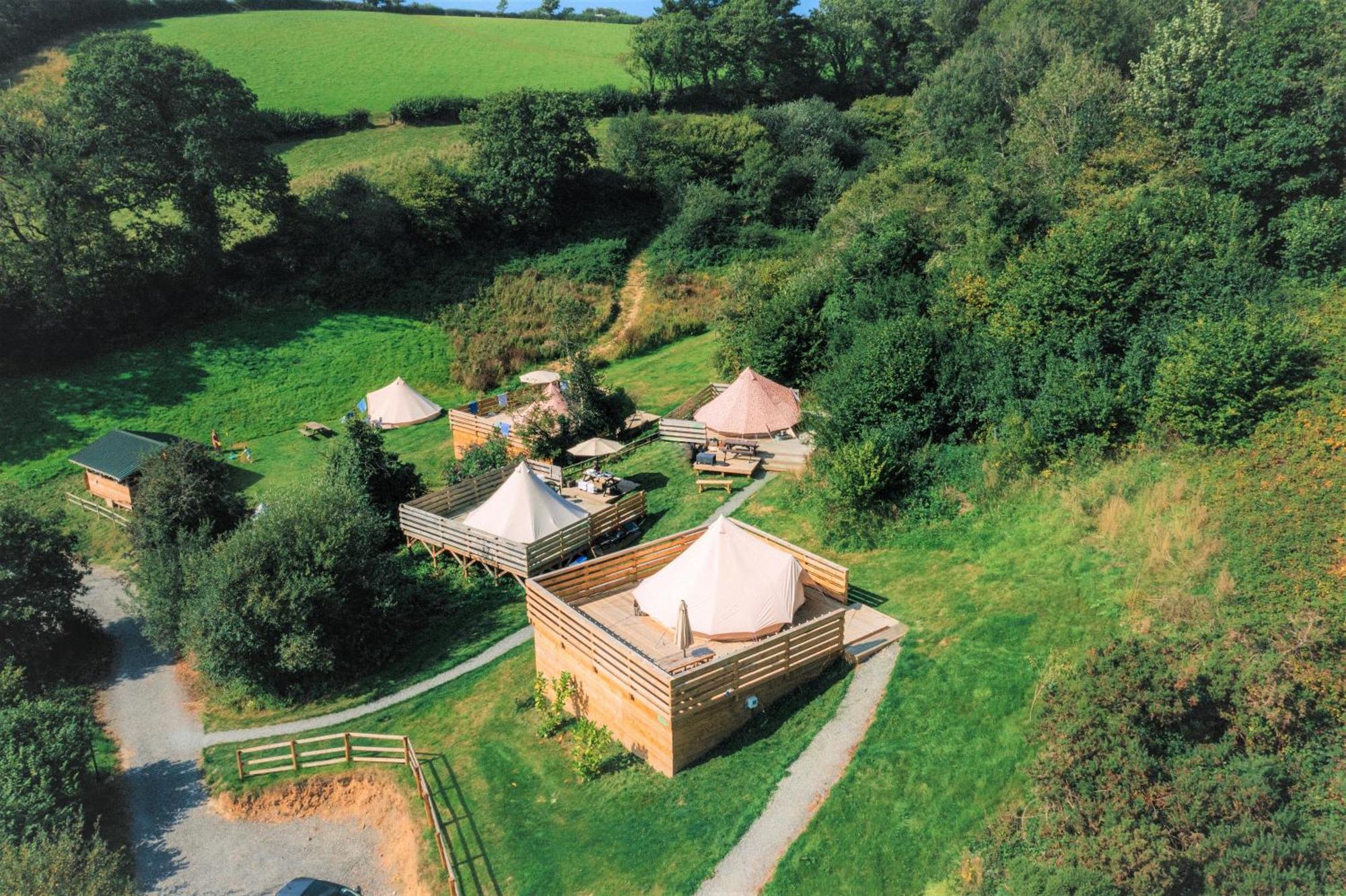 Willow Valley Glamping Bude Extérieur photo
